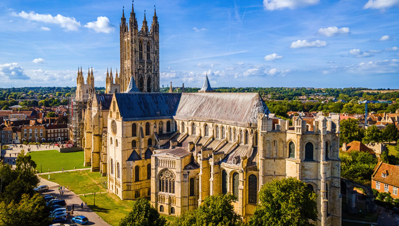 Church of England Excludes All Oil and Gas Firms from Investment Portfolio - Vimarsana News