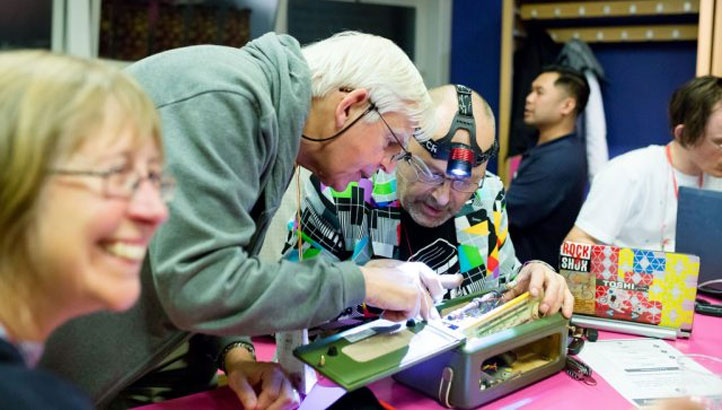 Virgin Media O2 and Hubbub Launch £500,000 Fund to Combat E-Waste - Vimarsana News