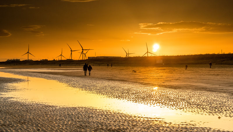 Barriers to Renewable Energy Development in the UK: Impacts on Bills and Potential Solutions - Vimarsana News