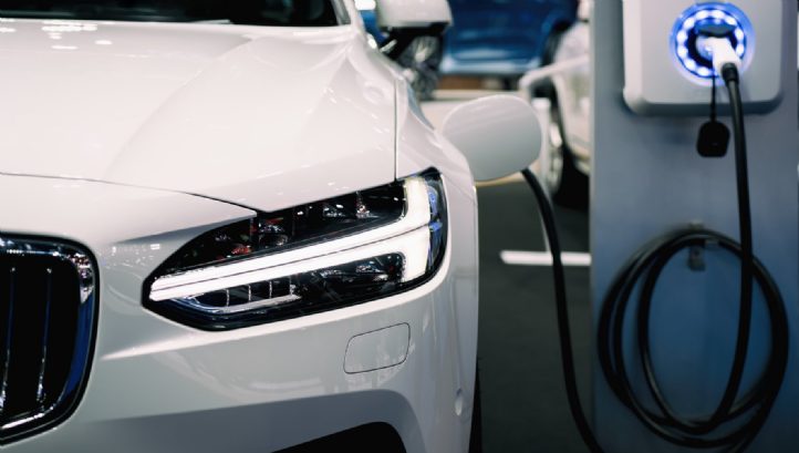 UK ZEV Mandate Uncertainty Threatens Fleet Decarbonisation